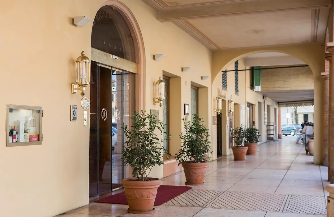 Phi Hotel Dei Medaglioni-1